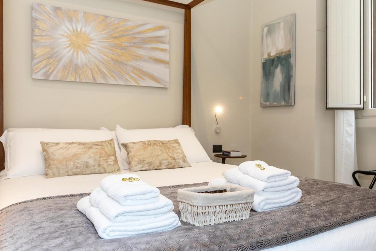 Suites 44 - Guesthouse Рим Экстерьер фото