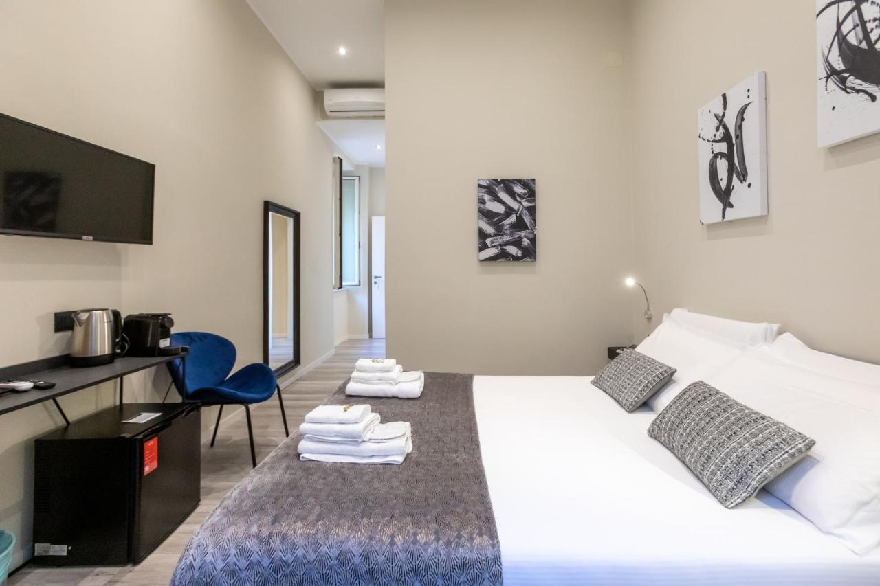 Suites 44 - Guesthouse Рим Экстерьер фото